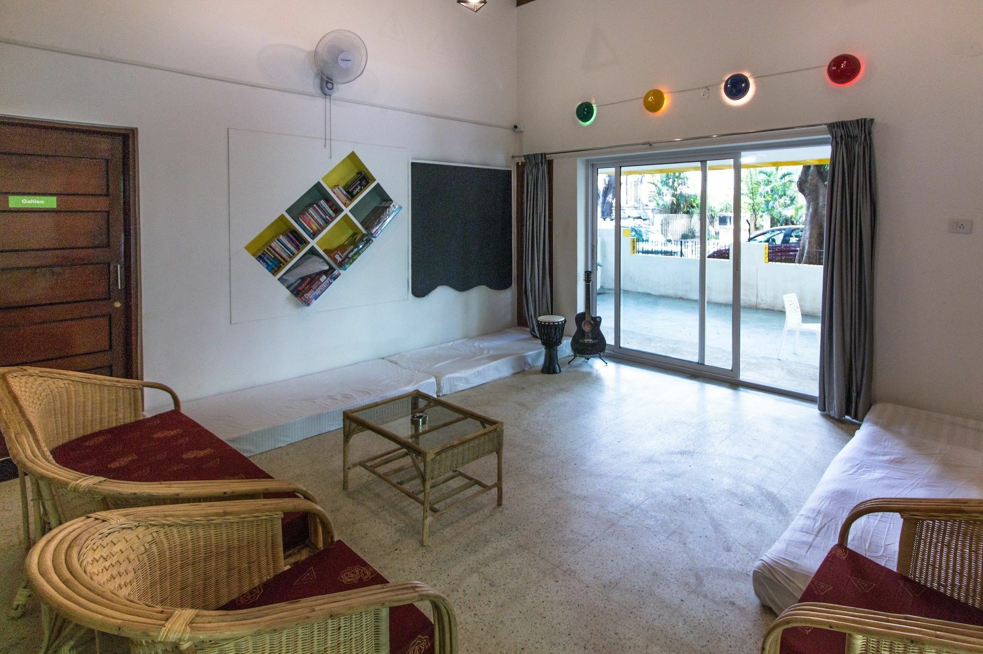 Auberge de jeunesse Backpacker Panda Bengaluru Extérieur photo